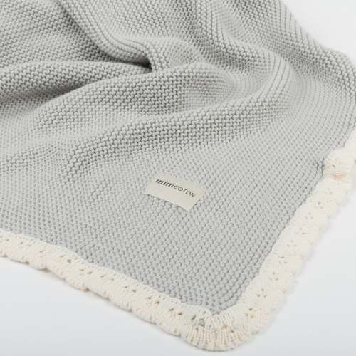Scallop Nube Blanket