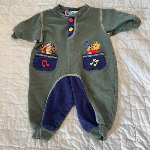 Vintage Pooh Button Bodysuit Romper Tigger And Pooh Size 6 / 9 Months