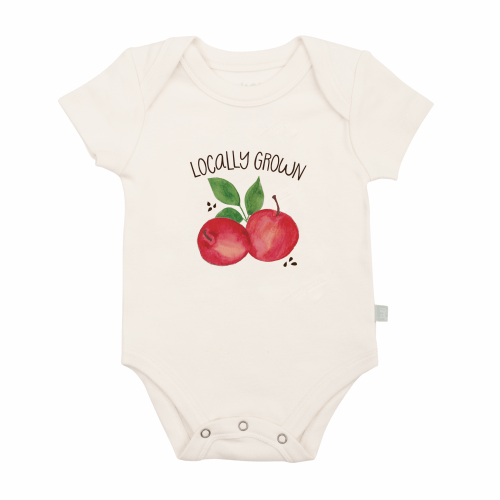Organic Baby Graphic Bodysuit - Locally Grown Apple | – Finn + Emma