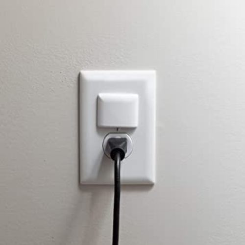 Qdos Safety StayPut Single Outlet Plug Cover | White | Secure Fit and Beveled Edges Prevent Small Fingers from Removing Unlike Inferior Products| Fits All Outlets | 24 Pack
