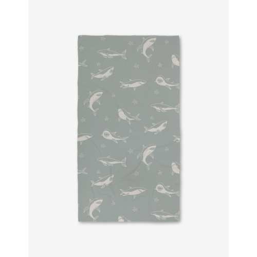 Toothy Tales Luxe Bath Towel | Geometry – GEOMETRY