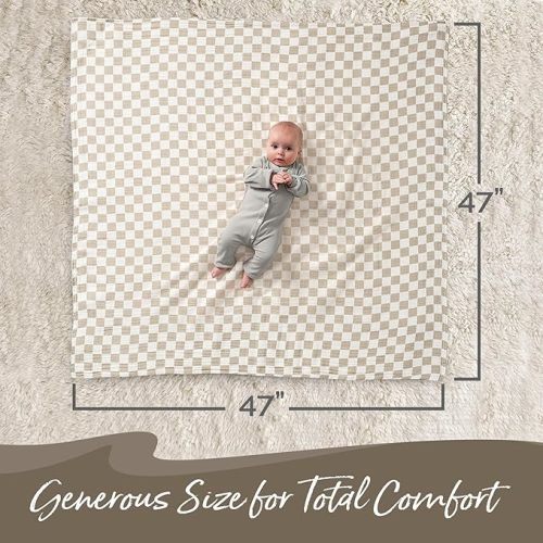 Itzy Ritzy Multi-Use Cover (Checkerboard)