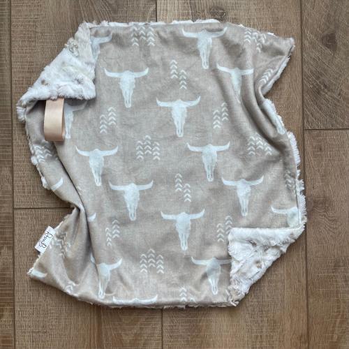 Western Desert Skulls Tan Baby Blanket; Minky Baby Lovey; Boho Nursery; Gender Neutral; Boho Baby Blanket; Sensory Tag Toy; Baby Shower Gift
