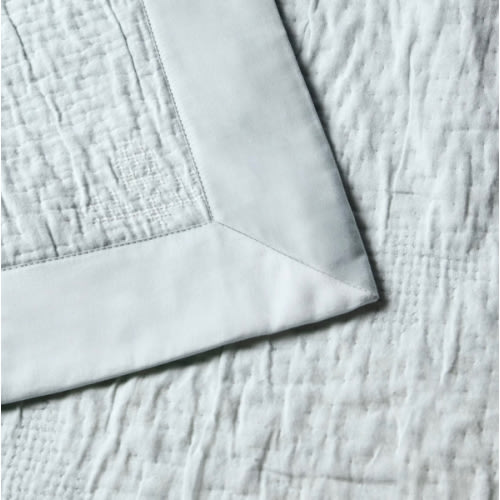 Little Bee Matelasse Baby Blanket | Cozy Earth | Vapor