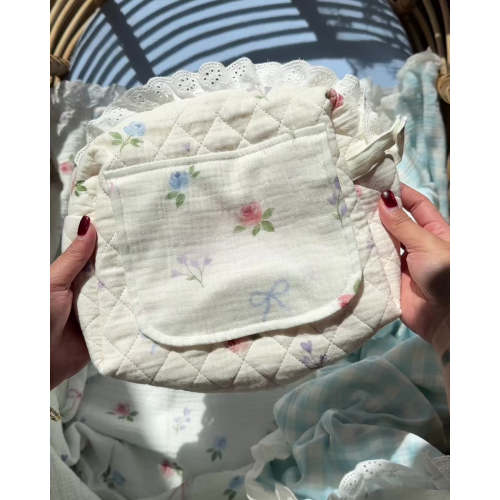 Lace Everyday Essentials Pouch - Bow & Bloom (PRE ORDER | 12 OCTOBER) – AEGI BLOOM