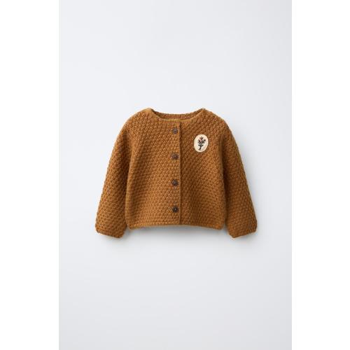 CARDIGAN WITH PATCH AND WOOL - Rust | ZARA United States