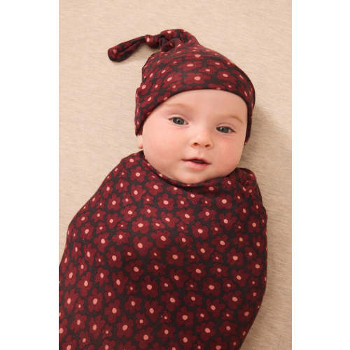 Midnight Daisy Swaddle + Hat Set
