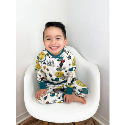 St. George and the Dragon jogger set