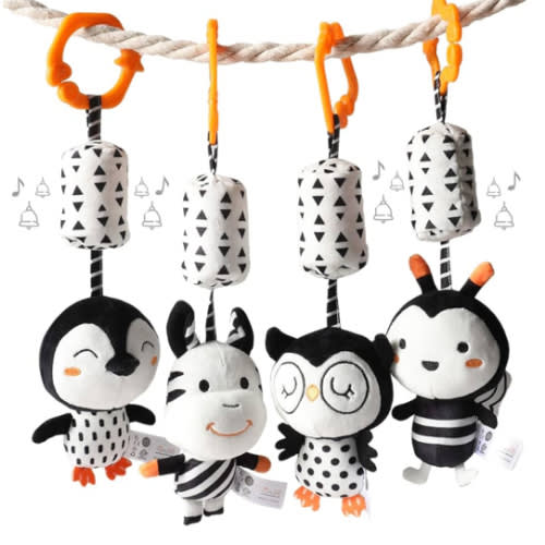 TUMAMA Black and White Baby Toys for 3 6 9 12 Months,Plush Hanging Rattles,Newborn Stroller Toys for Boys and Girls,4 Pack