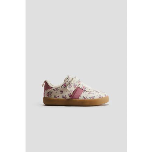 BAREFOOT SNEAKERS