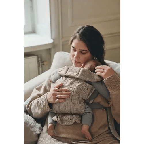 BabyBjörn Baby Carrier Mini, Gray Beige, 3D Mesh Newborn Carrier (7-25 lbs), Ergonomic, Easy-to-Use