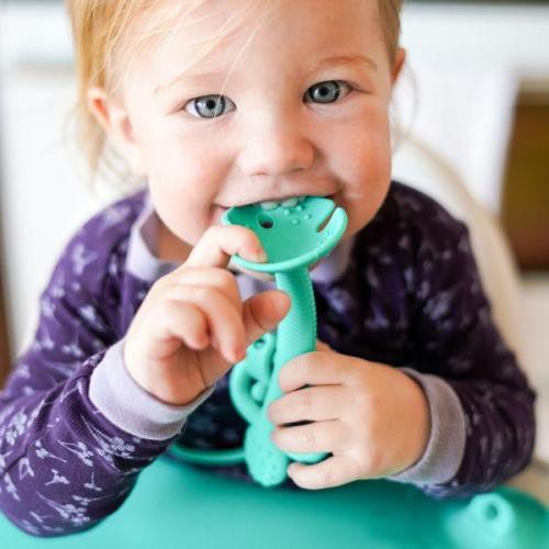 Safe silicone teether & training spoon | BPA & BPS free | Busy Baby Mat
