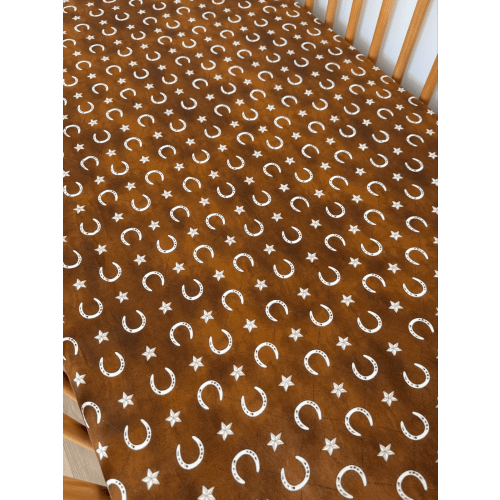 Western Cowboy Rusty Horseshoe Bamboo Crib Sheet | Soft & Breathable – SpearmintLOVE