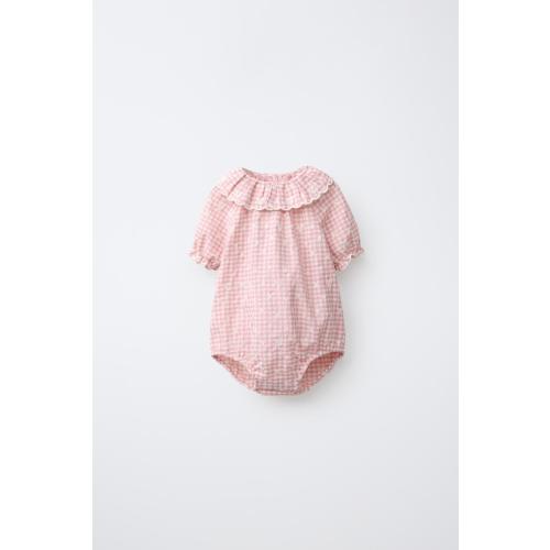 GINGHAM BODYSUIT WITH EMBROIDERED FLOWERS - Pink / White | ZARA United States