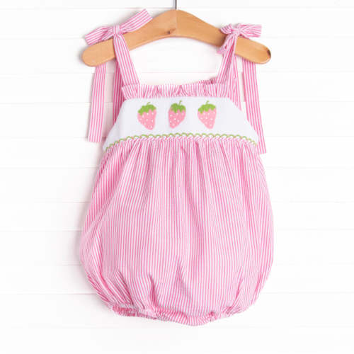 Strawberry Seersucker Smocked Bubble, Pink – Stitchy Fish