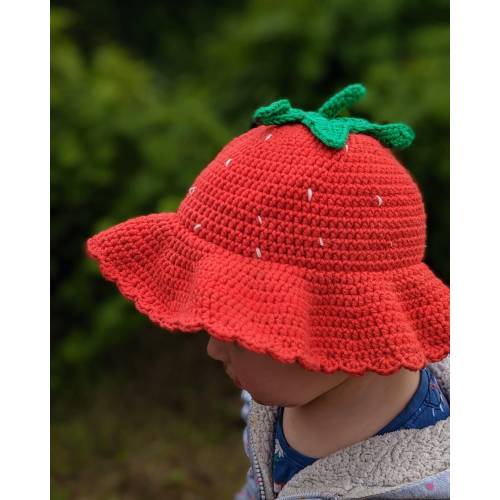 Crochet Strawberry Sunhat: Handmade 100% Cotton Baby Hat