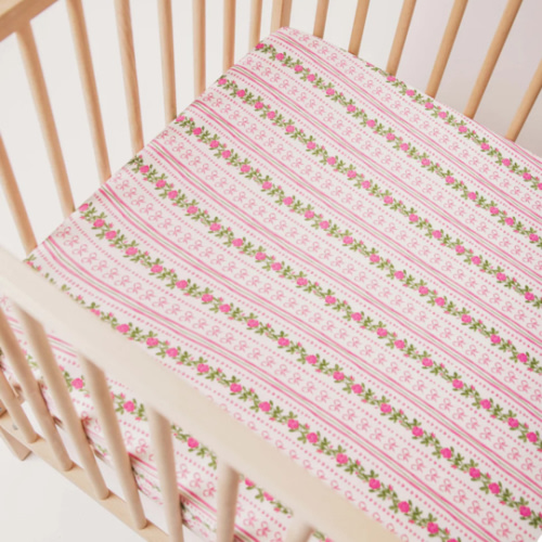 Bowquet of Roses Crib Sheet