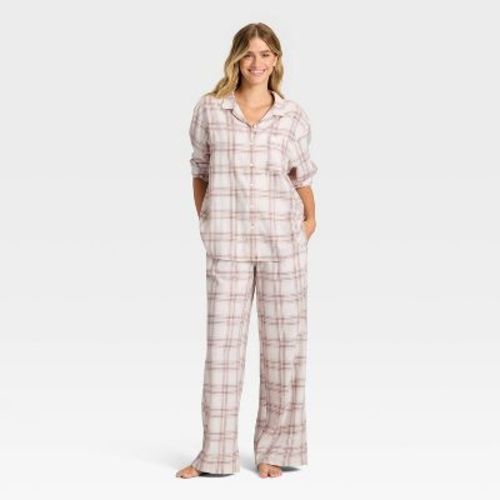 Women's Flannel Long Sleeve Button Down Shirt and Pants Pajama Set - Auden™