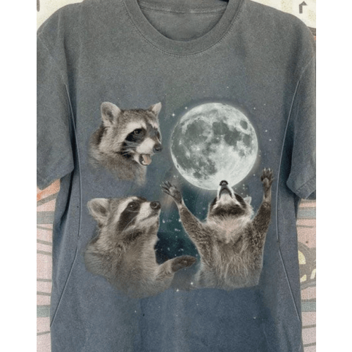 Racoons howling at the Moon Nursing T-shirt