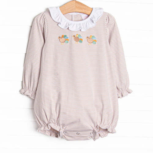 Tail Feather Trio Embroidered Ruffle Bubble, Tan – Stitchy Fish