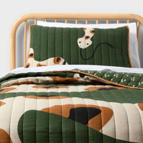 Twin Snake Slither Channel Stitch Kids' Quilt Set Green - Pillowfort™