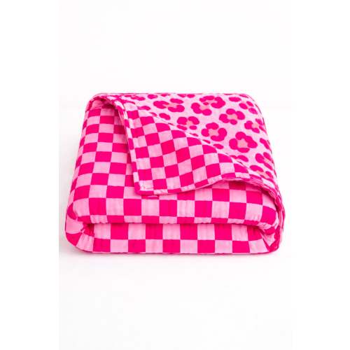 Organic Muslin Quilt in Bubble Gum Checkered x Bubble Gum Leopard