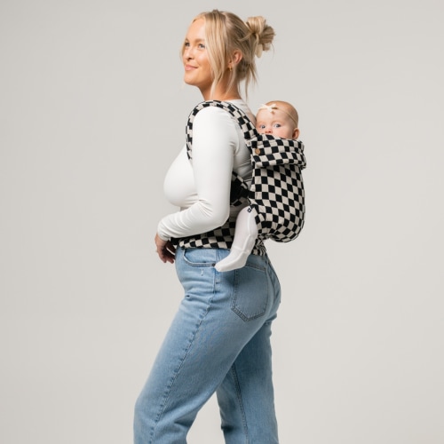 THE MOMFIE - Ivory Checkered Black