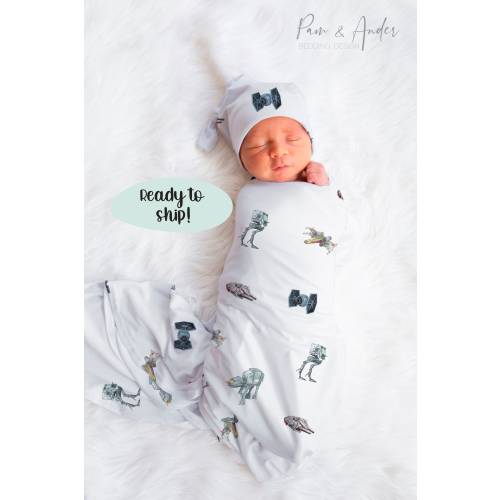 Ready To Ship STAR WARS Baby Boy Swaddle Set, Star Wars Baby Shower gift, Personalized Baby Gift, Newborn Gift, Baby Swaddle