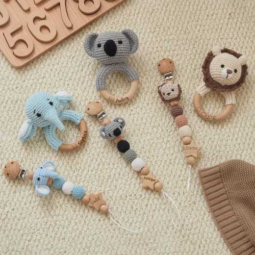 Custom Baby Gift Set, Personalized Pacifier Clip with Crochet Animal Rattle, Newborn Gift, Baby Shower Gift, Nursery Gift