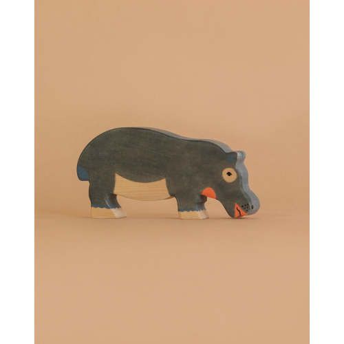 Holztiger Hippopotamus, Feeding
