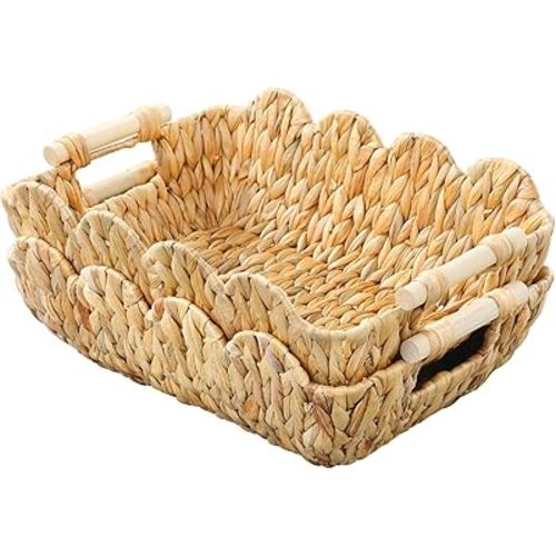 Coeusy Gift Basket, Cute Wicker Basket for Gifts, Scalloped Woven Water Hyacinth Storage Basket with Wooden Handles for Snack, Display, Shelves, 2 Pack