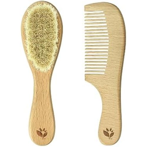 green sprouts Baby Brush & Comb Set | Gently grooms baby's hair | Made of natural wood and bristles