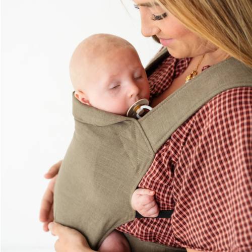 Exploring the World Together: Forward-Facing Baby Carriers – Happy Baby