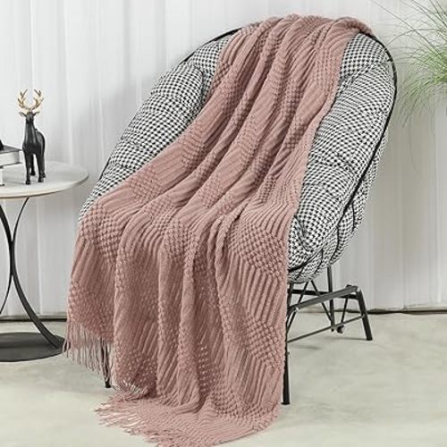 Blagic Knitted Throw Blanket for Couch, Bed and Sofa. Super Soft Blanket with Tassels, Light Pink Warm Throw Blanket, 50 x 60 Inches Lightweight & Cosy Home Decor