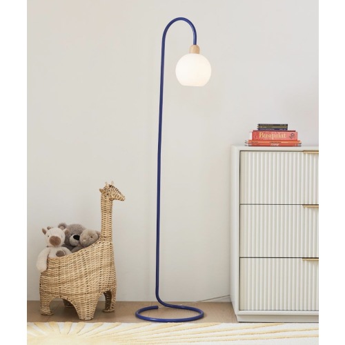 West Elm: Sculptural Floor Lamp