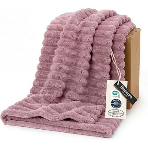 Bedsure GentleSoft Pink Fleece Blanket for Couch - Cozy Soft Blankets for Women, Cute Small Throws for Girls, 50x70 Inches