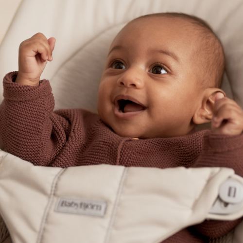 Balance Soft – an ergonomic baby bouncer | BabyBjörn