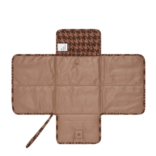 Cocoa Houndstooth Linen Change Mat