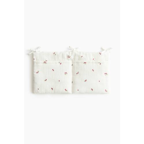 MUSLIN HANGING NURSERY ORGANIZER