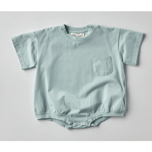Cory Pocket Romper in Light Blue | Baby and Toddler | WinnieandCrew.com – Winnie + Crew