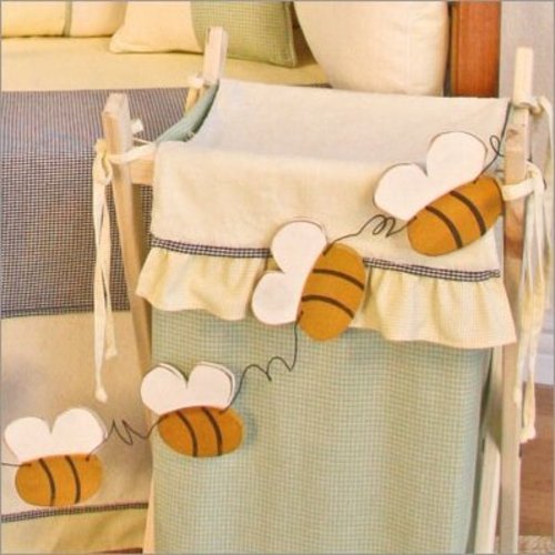 Viv + Rae Brookwood Bee Garland Hanging Art & Reviews | Wayfair