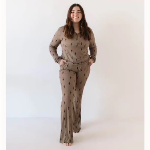 Brown & Black Lightning Bolt | Nursing Pajamas | milk & baby – Milk & Baby