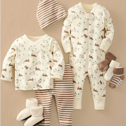 8-Piece Baby Gift Set ($154 value) | Hanna Andersson