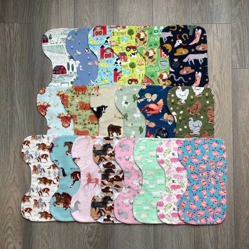 FARM Burp Cloth / Baby Boy or Girl Burp Cloth / Flannel Burp Cloth / Baby Shower Gift / Newborn Gift