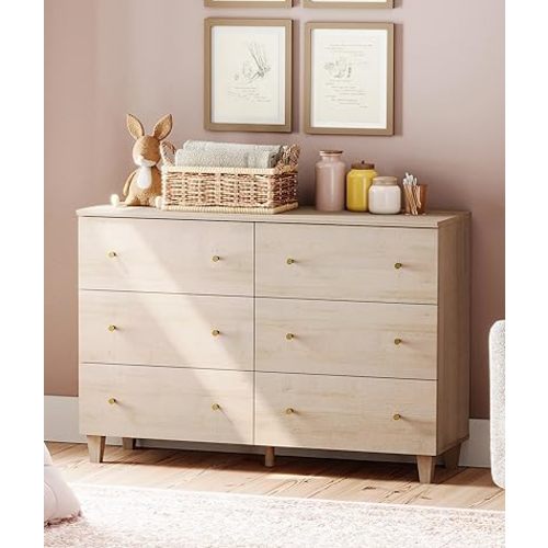 WAMPAT Cómoda de 6 cajones para dormitorio, cómoda moderna con pomos dorados, 47.2 pulgadas de ancho con acabado de madera de roble claro, organizador de almacenamiento para habitación de los niños