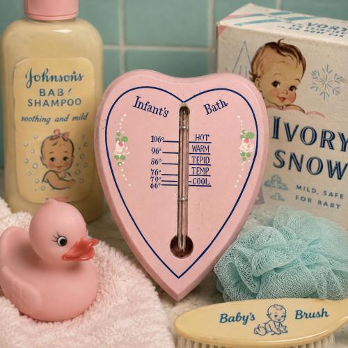 Sweet Early 1920s Wooden Heart Shaped Floating Baby Bath Thermometer, Pink, Drawing on back
