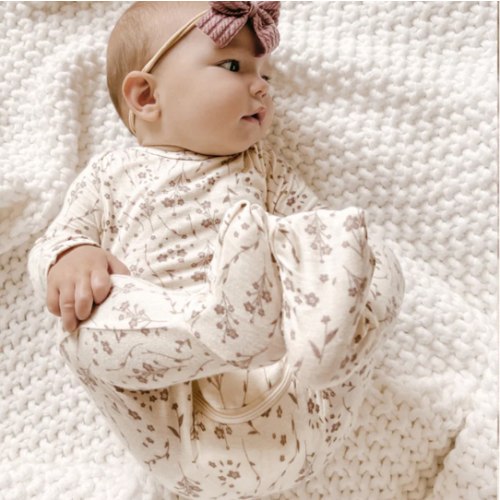 Posie Mauve Convertible Footie Pajamas | günamüna