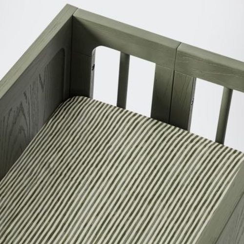 Babyletto All-Stages® Bassinet Sheet in GOTS Certified Organic Brushed Cotton by Nate Berkus