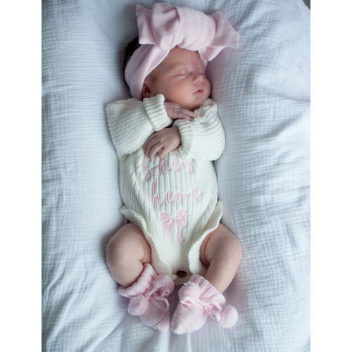 She's Here Ruffle Leg Romper - Warm White – Sweet June