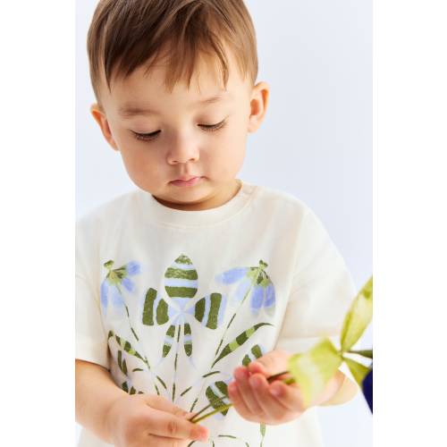 T-SHIRT WITH PRINTED MOTIF